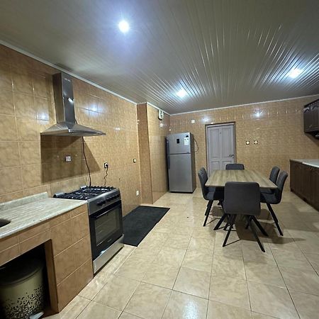 Linda Guest House Batumi Exterior foto