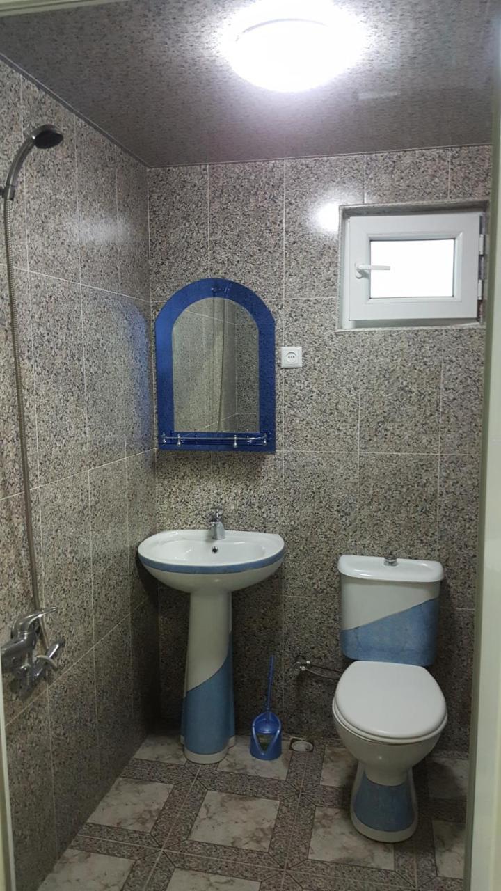 Linda Guest House Batumi Exterior foto