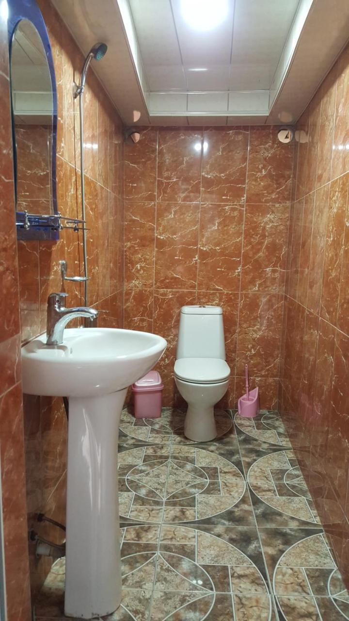 Linda Guest House Batumi Exterior foto